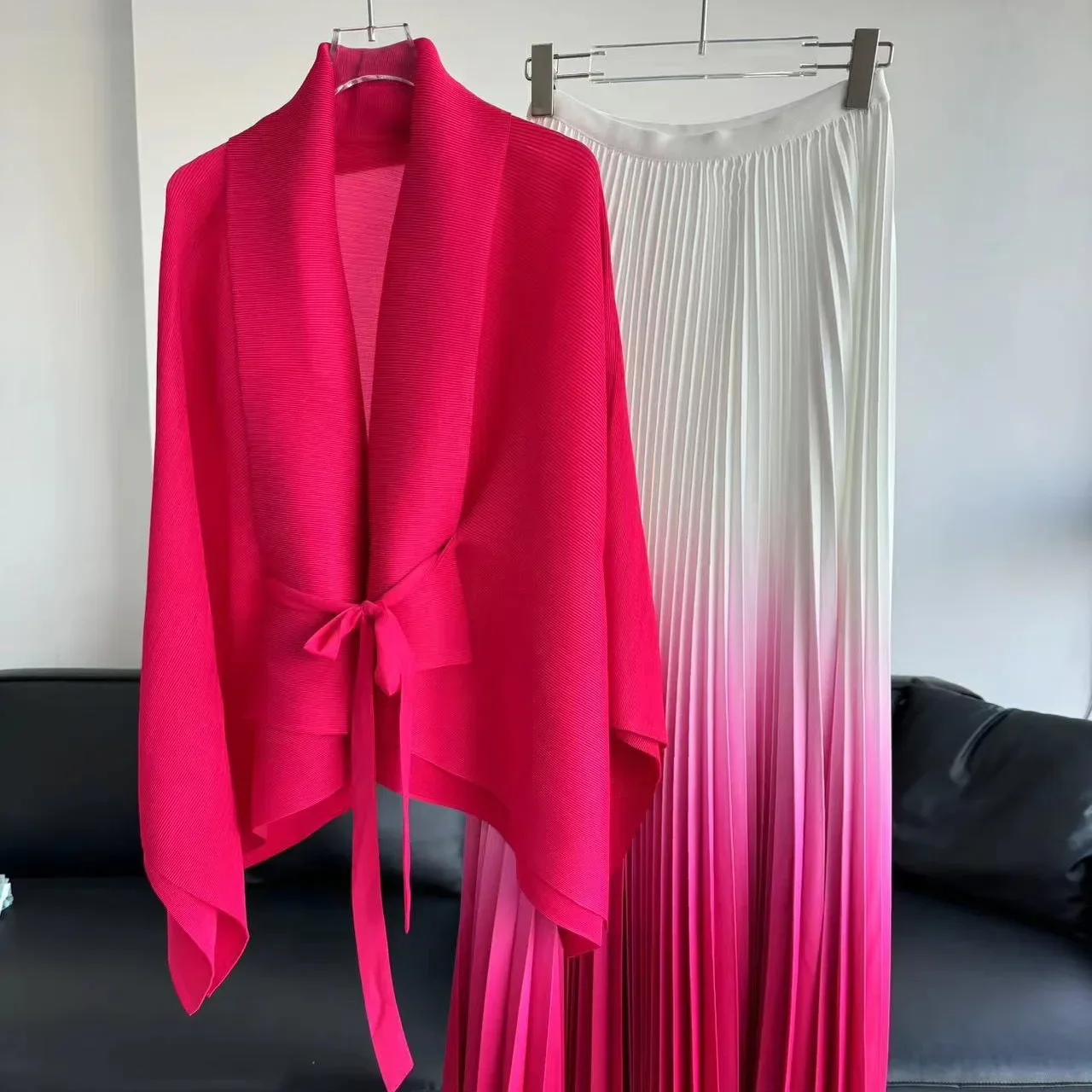 Miyake Pleated Solid Color Butterfly Sleeve Top Gradual Change Skirt Two-piece Fashion Cardigan Spring and Autumn New Suit