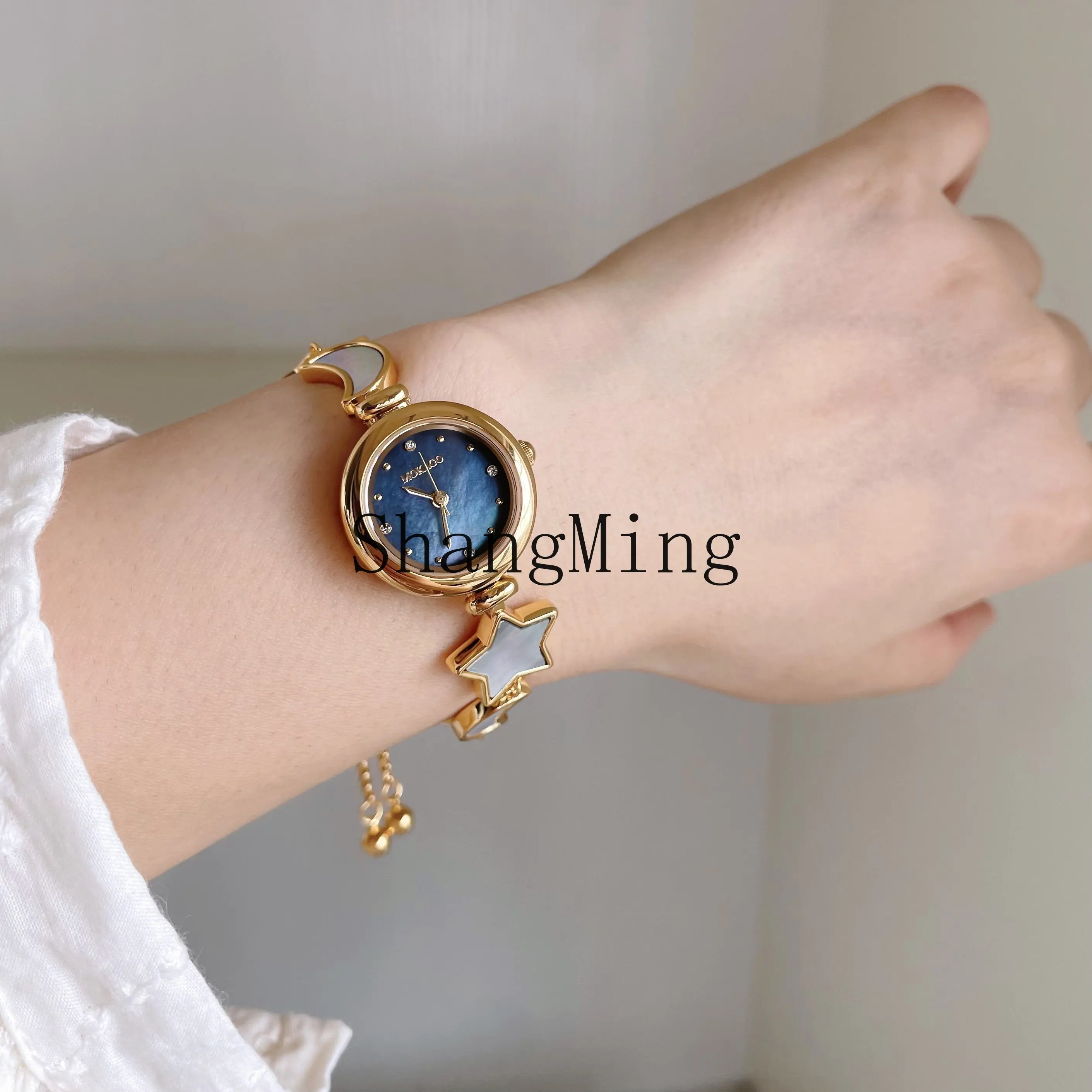FG star moon bracelet watch women's high-end sense light luxury small round dial women's watch