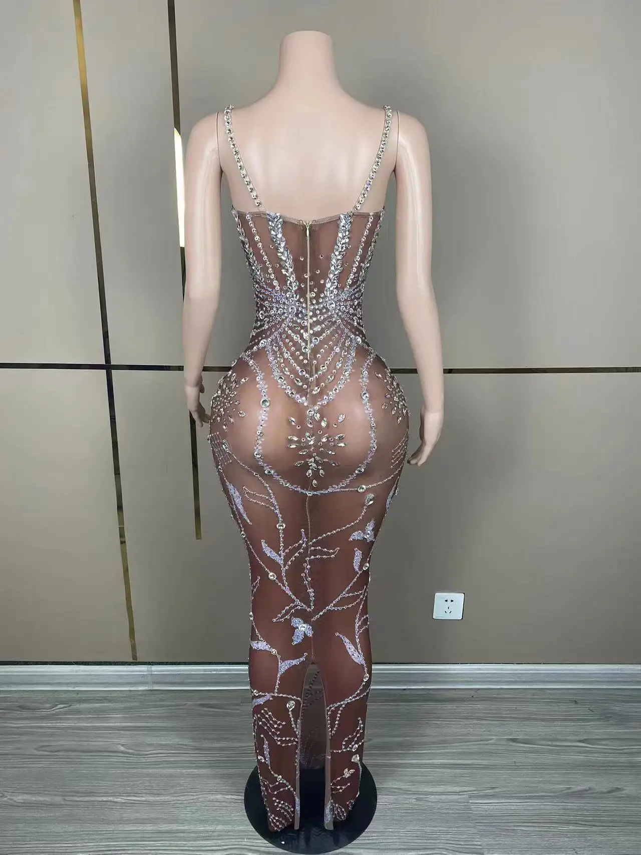 Customized New Sexy Lace Transparent Diamond Pearl Sequins Feather Water Diamond Wrap Hip Dress Long Dress Performance Dress