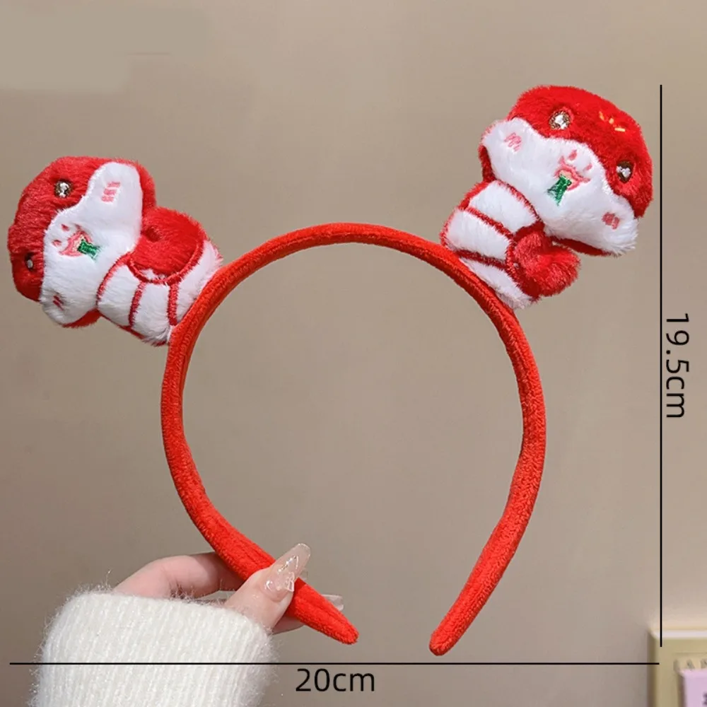 

Red Hairband 2025 Happy New Year Headband Lion Dance Cartoon Plush Snake Year Headband Chinese Style Hairpin New Year Headdress