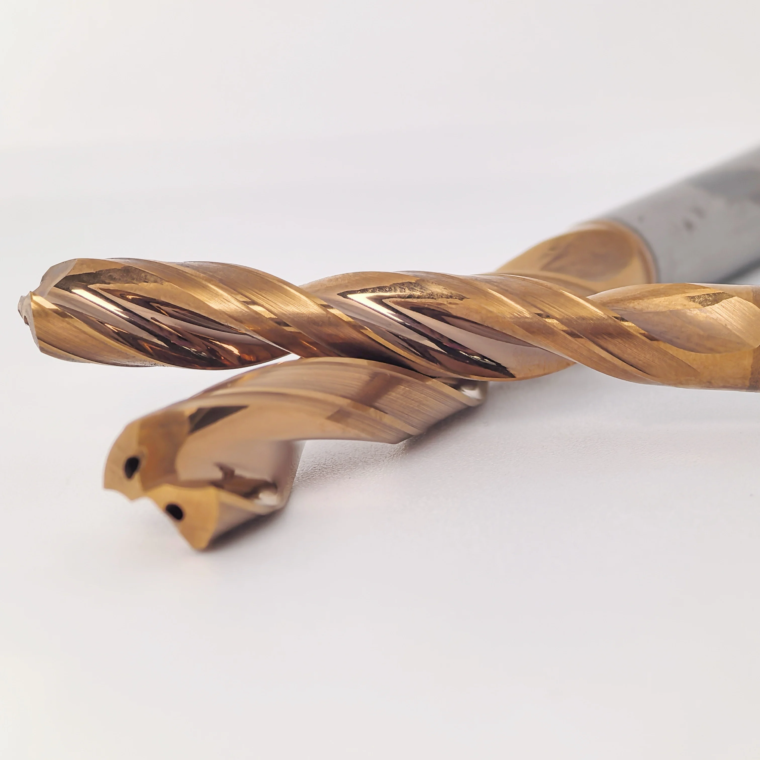 Coolant-Fed Drill Through-Coolant Internal Coolant Twist Drill Bits Inner Cooling Solid Carbide Drilling Tools CNC Metalworking