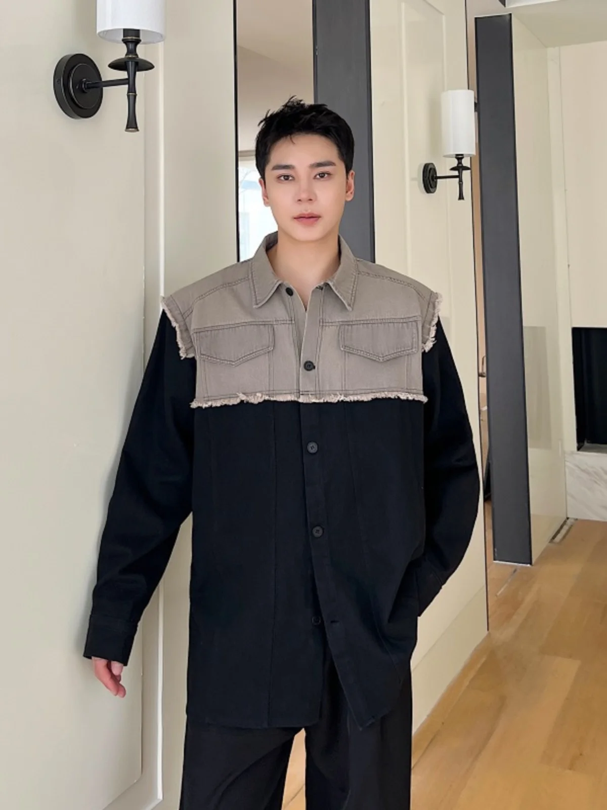 

Осенний повседневный мужской длинный воротник-свек irt Color Blo Waed Splicing Trendy Haome Fake из двух предметов для отдыха irt Jaet