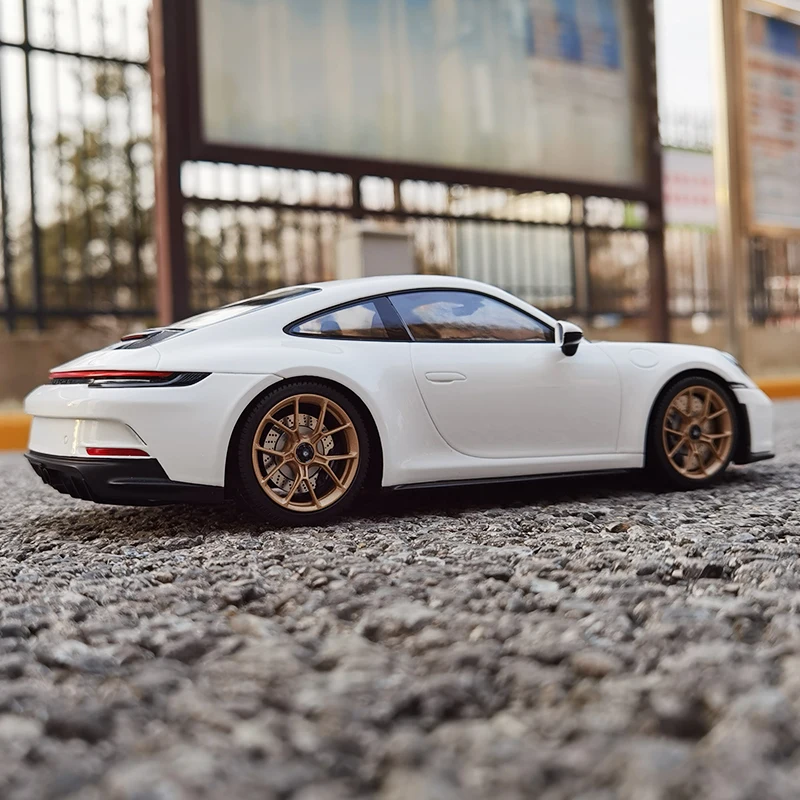 Minichamps 1/18 Porsche 911 (992)GT3 TOURING 2022 resin car model model car model Send relatives and friends