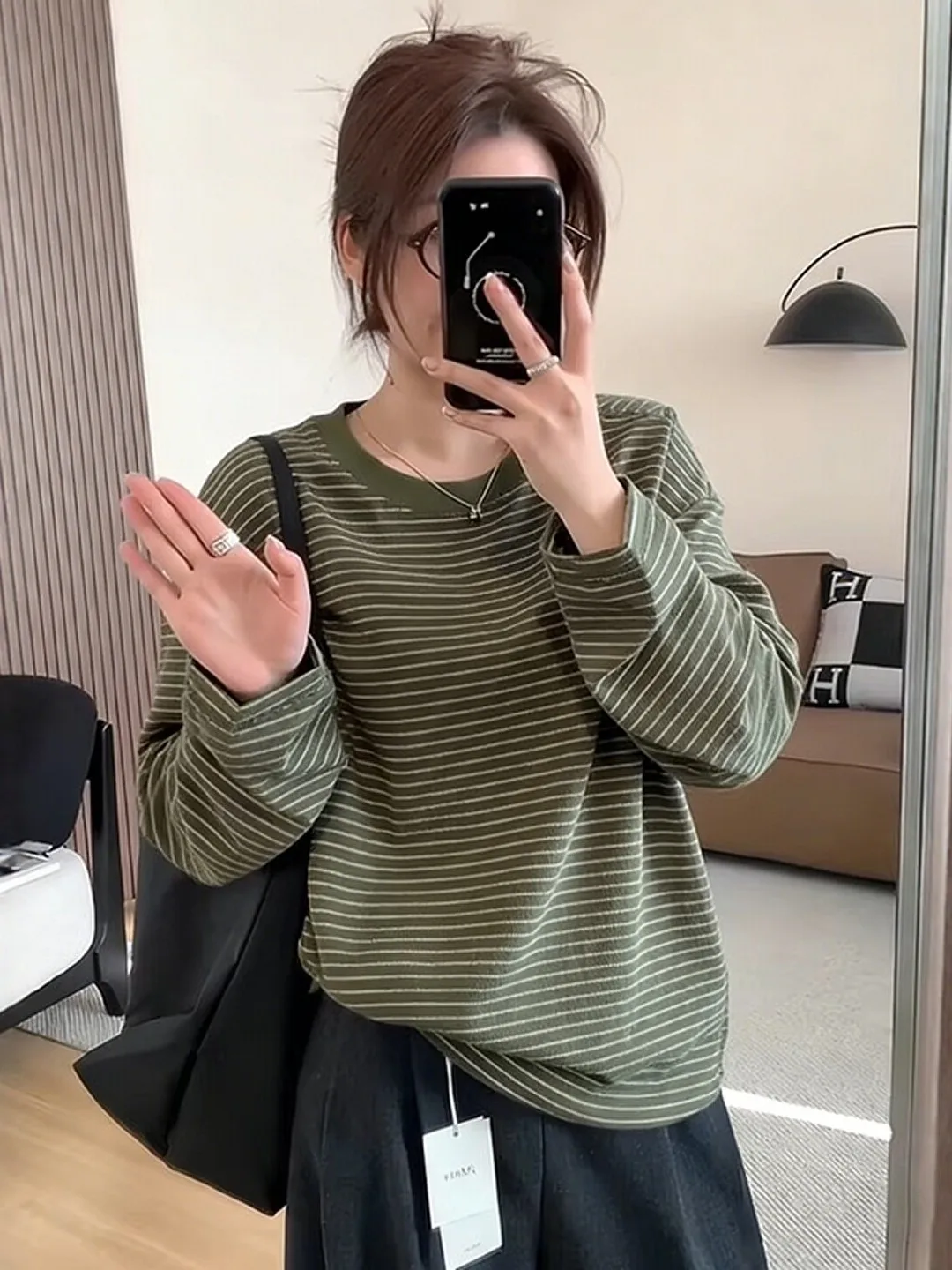 

Loose Fit Long Sleeve Green Striped T-Shirt French Style Base Layer Top Women's plus Size Spring Fashion Casual round Neck