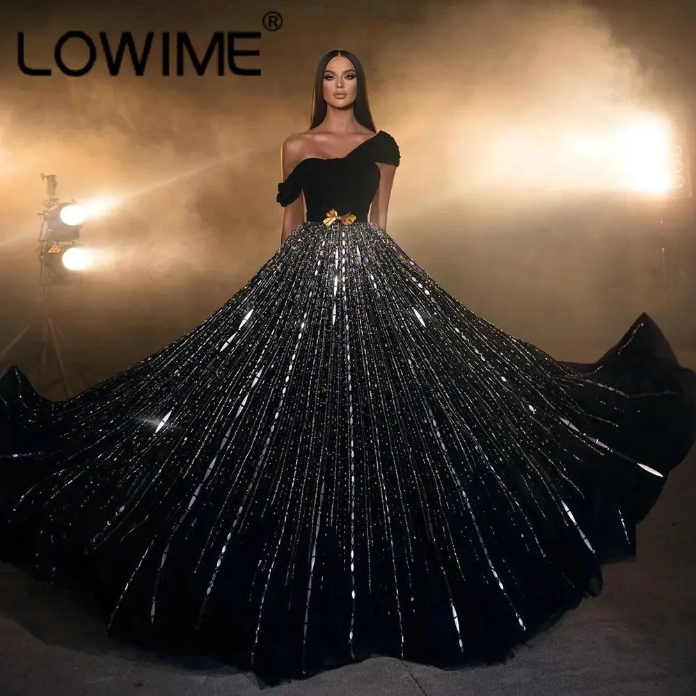 Black Luxury Glittery Beaded Crystals Evening Gowns Sexy One Shoulder A Line Puffy Prom Party Gowns for Women Weddings 2023 Robe