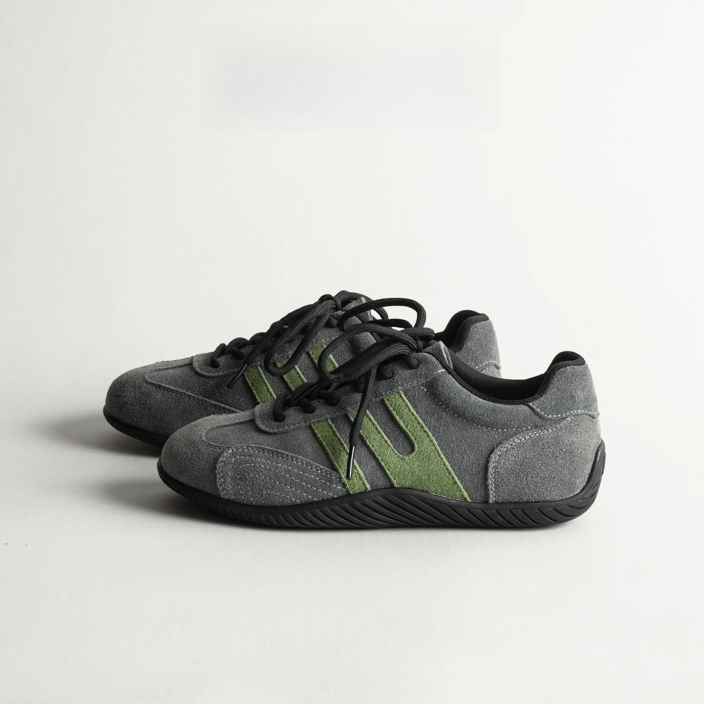 

Grey Leather Retro Flat Bottom Deqin Shoes Women Spring Versatile Lightweight Breathable Casual Sports Agan Shoes
