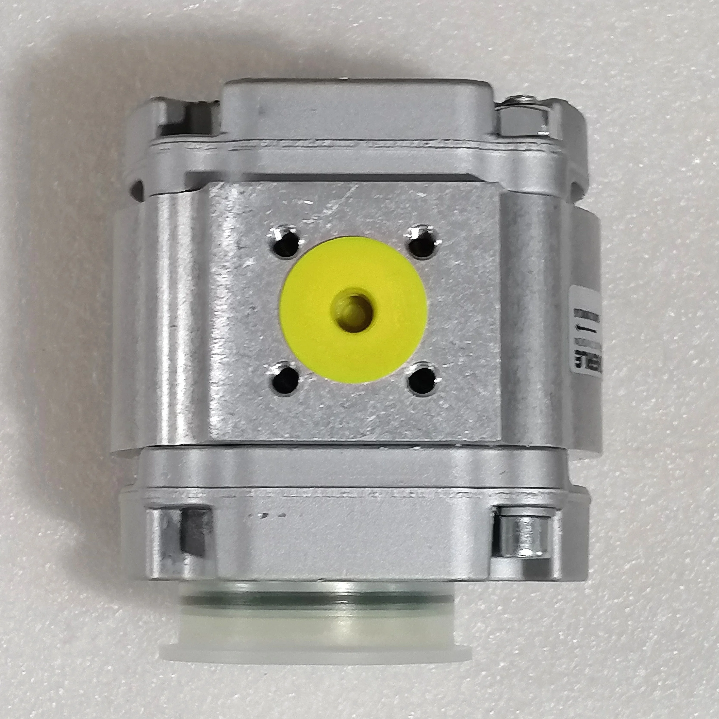 

Гидравлический шестеренный насос 05091568 Оригинальные запасные части для вилочных погрузчиков для промышленных и горных вилочных погрузчиков Jungheinrich, используемого сорта