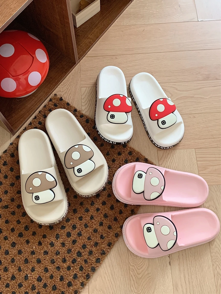 Thin And Thick Sole Home 3D Cute Mushroom Couple Cool Slippers Summer EVA Anti Slip External Wearing Slippers For Men And Women