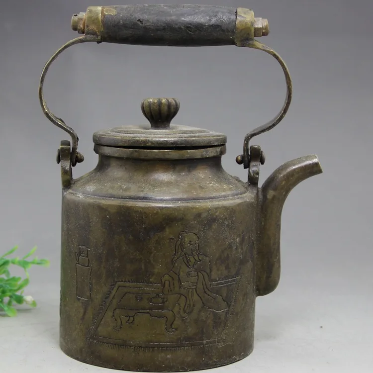 

Antique Bronze Crafts, Brass Crafts, Old Figure Handheld Tea Pots, Copper Pots, Home Furnishings, Made in the Ten Years of the