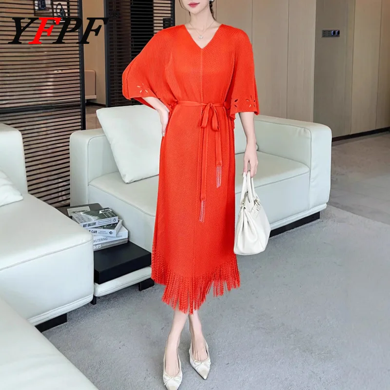 

YFPF Miyake Pleated Women Dress Fashion Solid Color V Neck Batwing Sleeve Hollow Out Design Lace-up Loose Dresses 2025 New