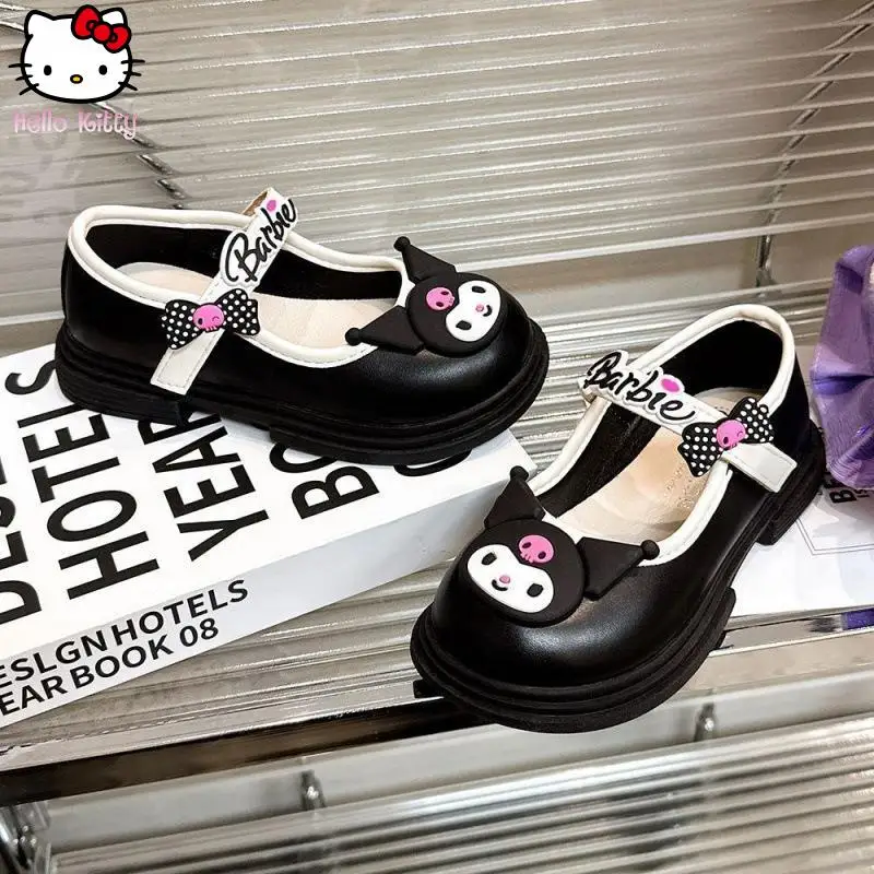 

Маленькие кожаные туфли Kuromi для девочек, весенне-осенние новые туфли принцессы Kawaii с героями мультфильмов аниме, удобные туфли Sanrio на мягкой подошве