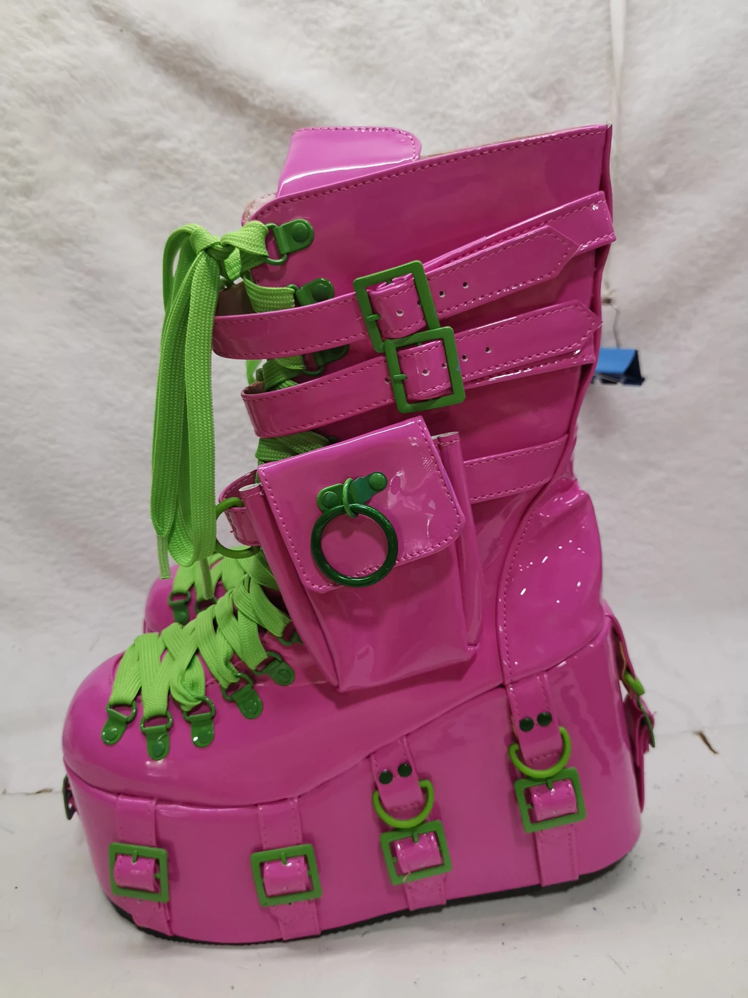 

White Pastel Spike Chain Platform Sneakers Round Toe Thick Sole Belt Buckle Cross Tied Women Ankle Boots Y2K Sweet Shoes 2025