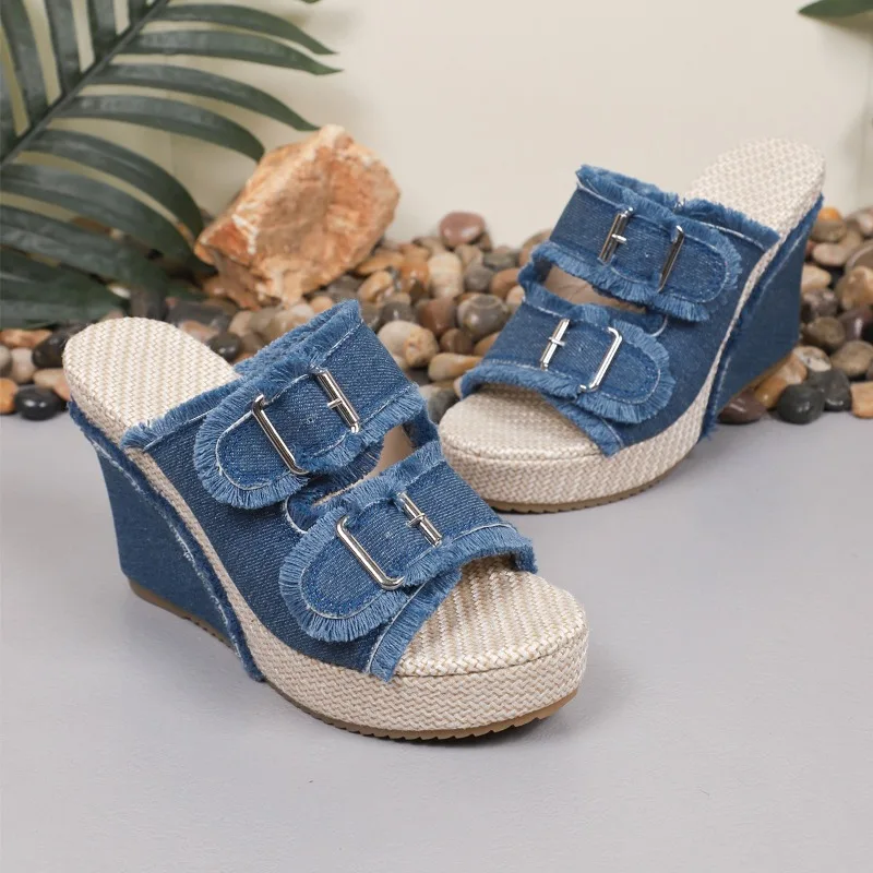

10cm Slope Heel Women's Slippers Denim Belt Buckle Sandals for Women's Summer Outdoor Wear 2025 New Thick Soled，pantuflas Mujer