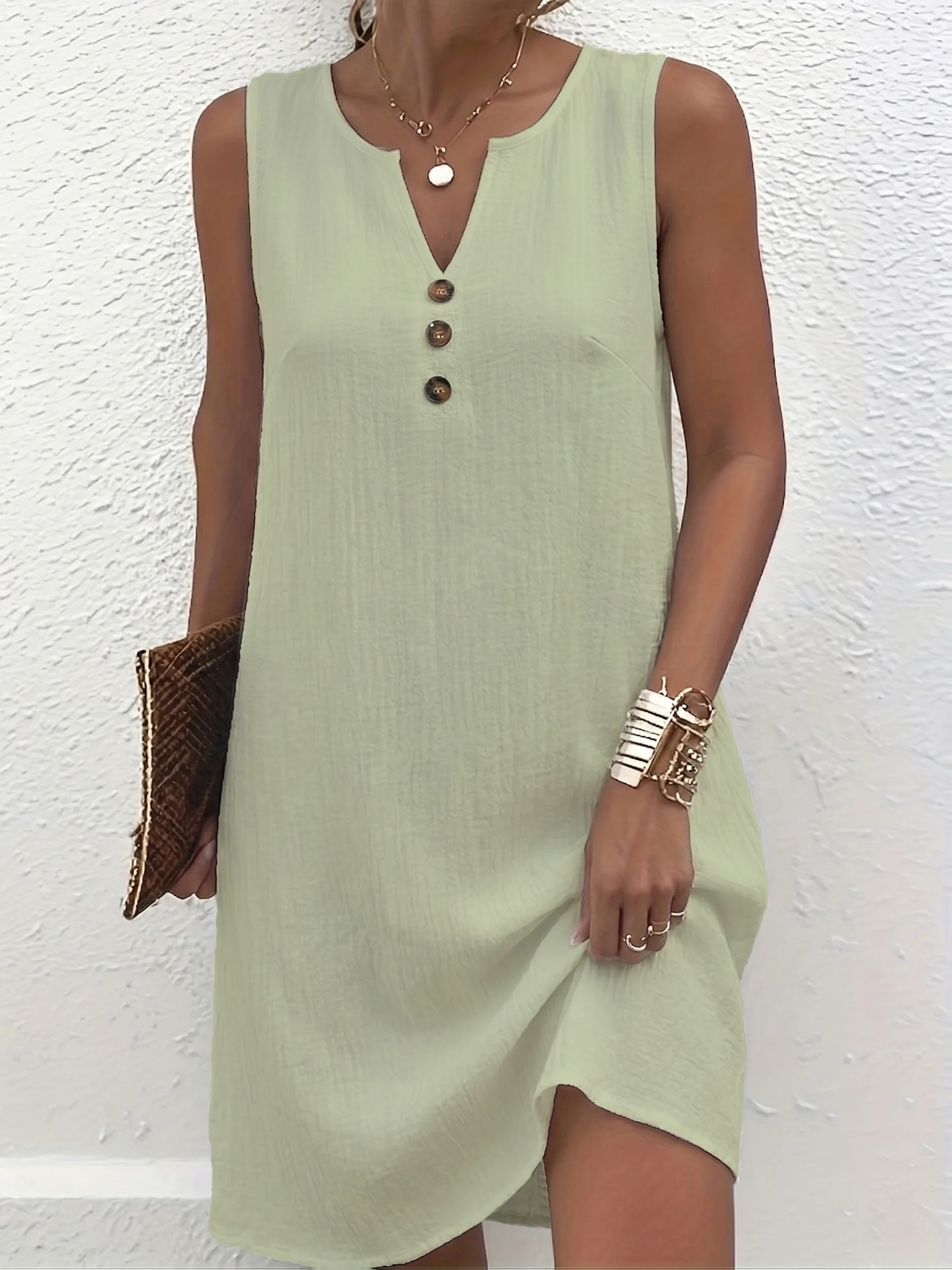 Ärmelloses Freizeitkleid in Übergröße mit Knopfdetails für mühelosen Stil und Komfort – Detail 6