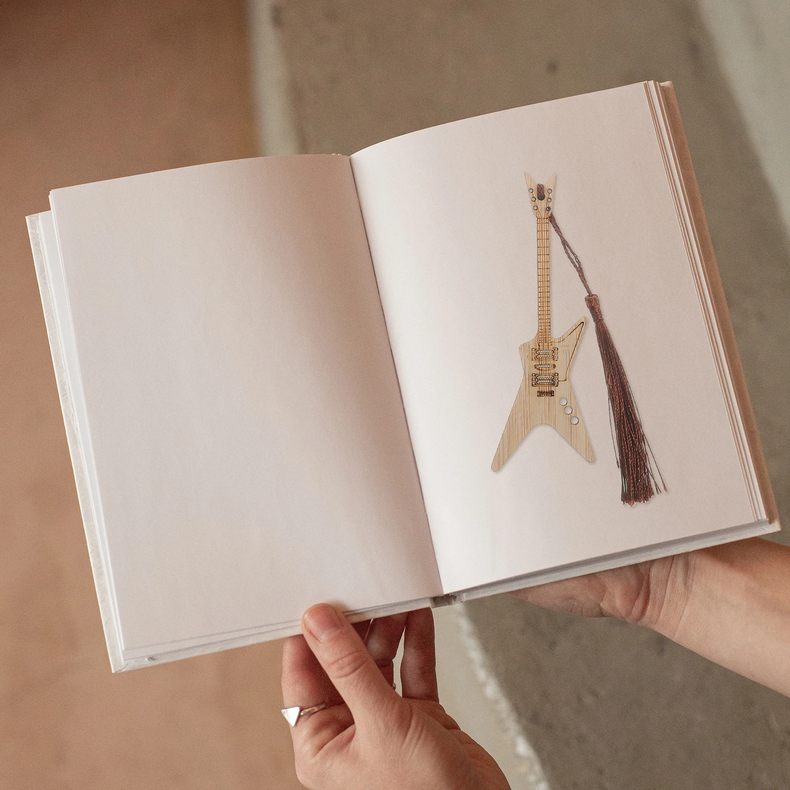 

6Pcs Wooden Readers Unique Decorative Student Bookmarkers Reading Accessories Creative Book Mark Gift BookMarkers Gifts