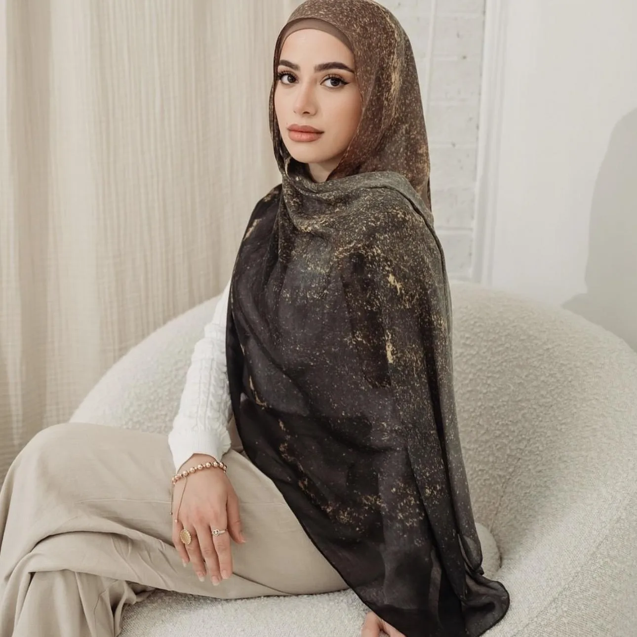 Nouveau haute qualité impression Modal Hijab écharpe rayonne doux femmes Long châle musulman Turban Jersey Hijab pour les femmes vêtements islamiques