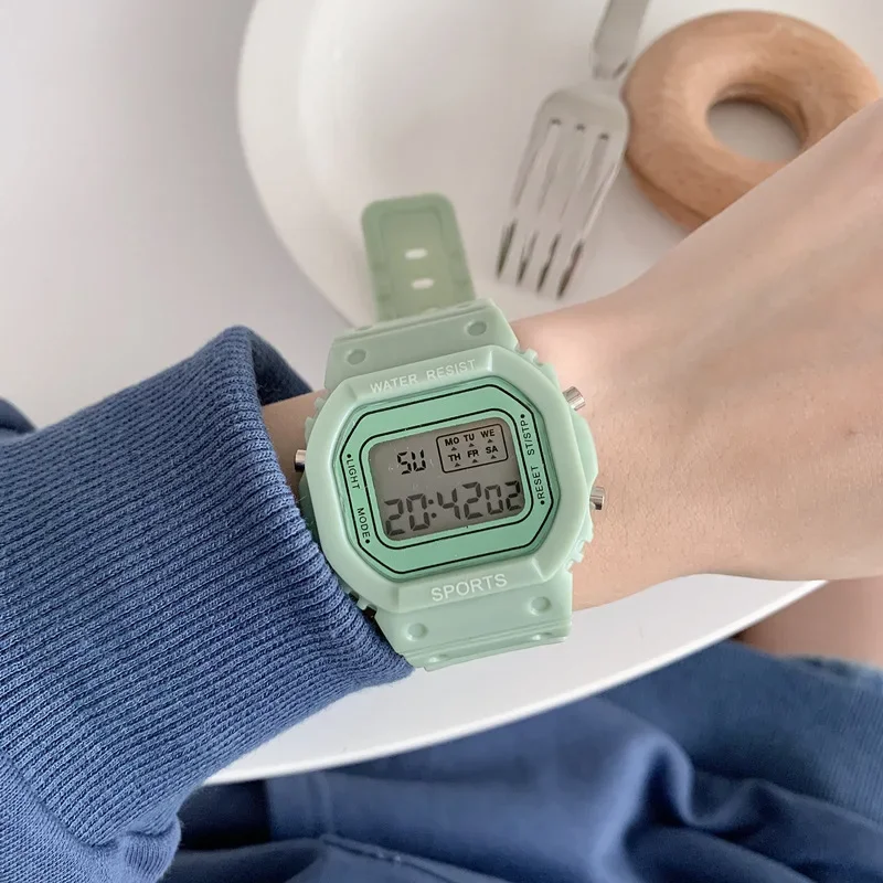 

Matcha Green Square Children's Electronic Watch Multifunctional for Male and Female School Students Simple LED Night Light Sport