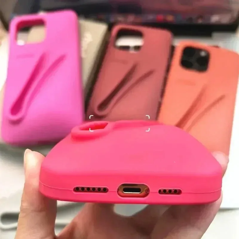 حافظة رود لهاتف آيفون 15 16 برو ماكس 14 بلس 13 12 11 ProMax أحمر شفاه ناعم من السيليكون حامل ملمع الشفاه المحمول Ins غطاء ساخن Funda