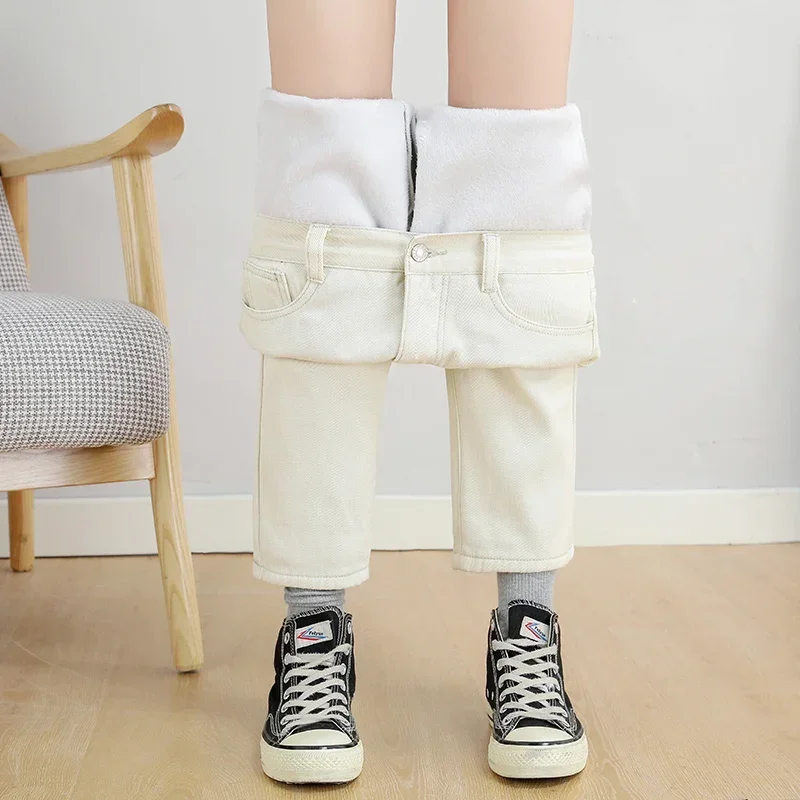 شتاء جديد إمرأة سميكة المخملية مستقيم الجينز موضة عالية الخصر بنطال ذو قصة أرجل واسعة الجينز الإناث المخملية عادية الدافئة سراويل جينز