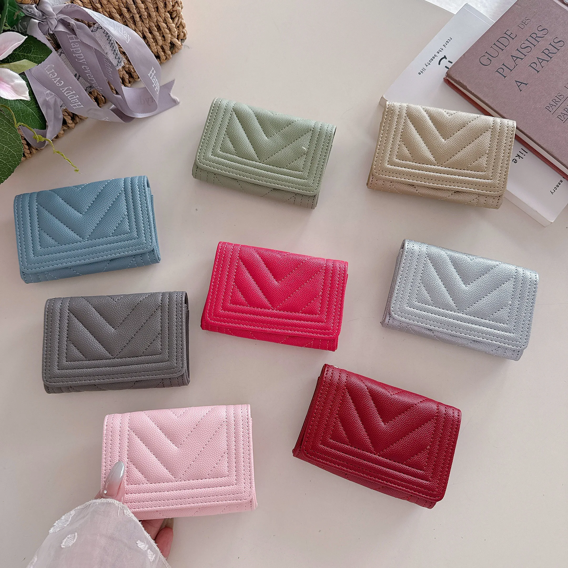 

Small Wallet V Quilt Wallet Card Holder - ID Credit Card Holder Luxury Designer Striped card bag PU Leather Pocket Case Purse