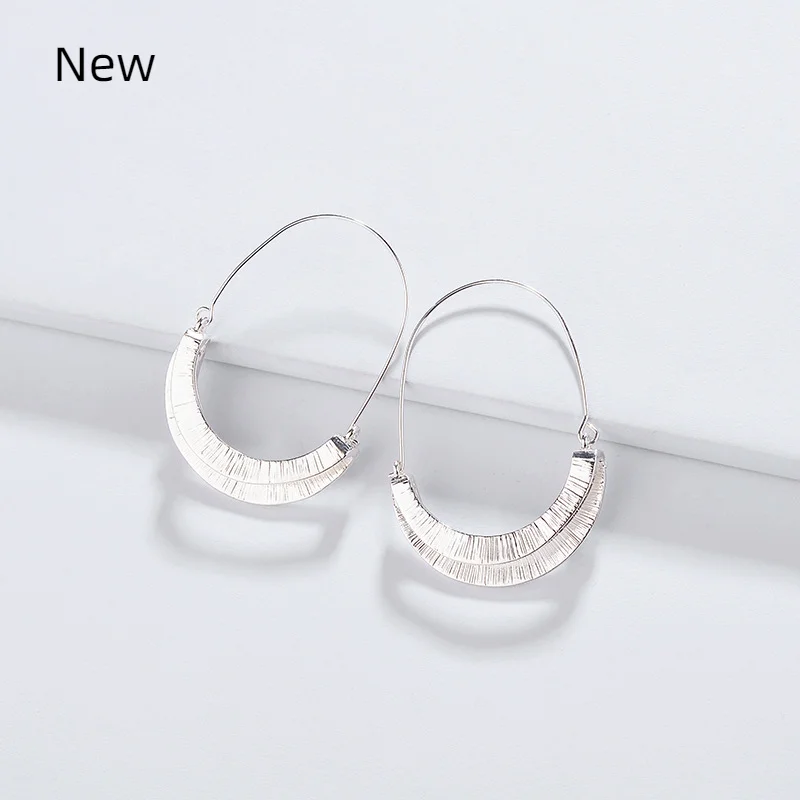 2020 New  Geometric U Shape Semicircle Hoop Earrings for Women Statement Earrings Jewelry Wholesale