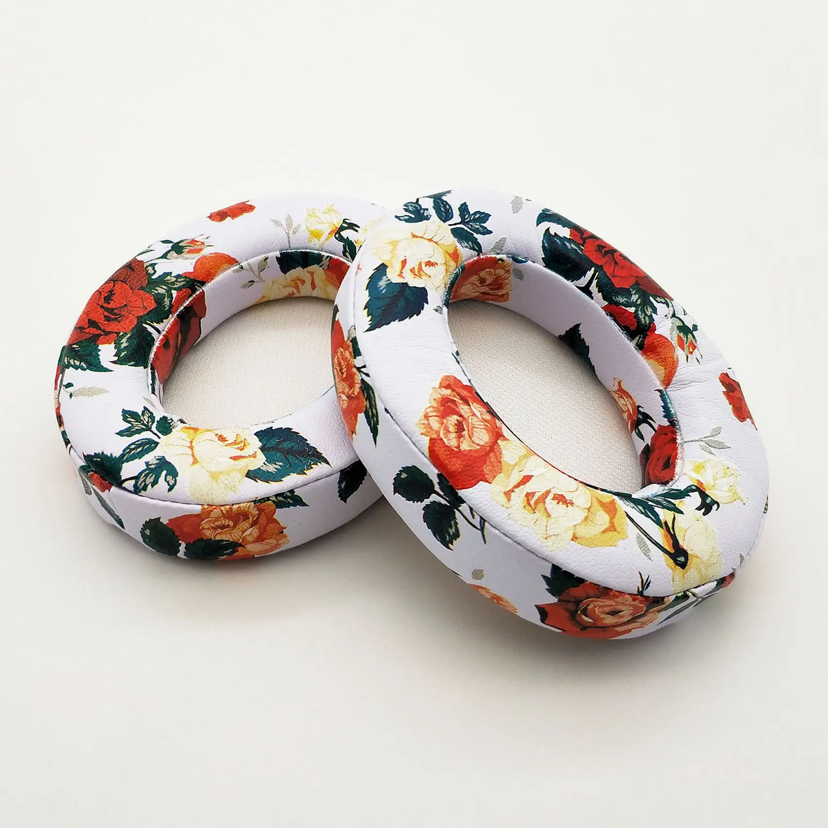 แผ่นรองหูฟังโฟมรองหูสำหรับหูฟัง Monster Beats Studio 2 3 2.0 3.0แผ่นรองหูฟังฟองน้ำสำหรับเปลี่ยน (A)