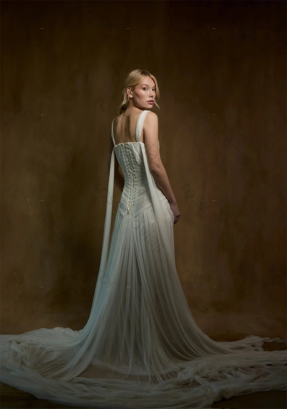 Customized White Square Collar Wedding Dresses Sleeveless Lace-Up Back High Quality Chiffon A-Line Court Train Evening Dress