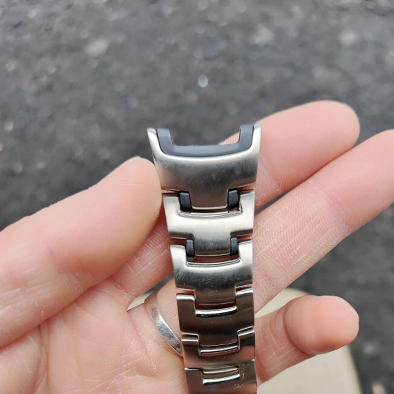 Cinturino in titanio per orologio sportivo Casio PROTREK 3135 PRG-130T cinturino prg130t braccialetto leggero per alpinismo all'aperto