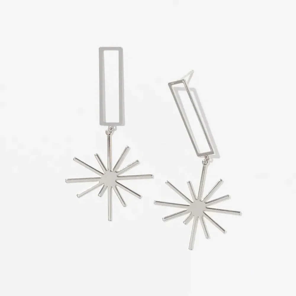 هندسية غير النظامية وأقراط للنساء مزاجه ثمانية نجوم مدببة موضة اللون الذهب شرابة الأقراط الطويلة