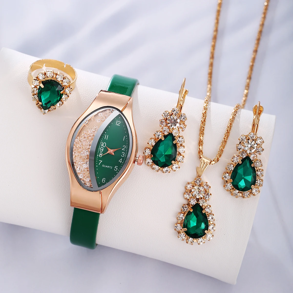 5 piezas de reloj noble, moderno y deslumbrante para mujer + pendientes + collar + anillo para uso diario