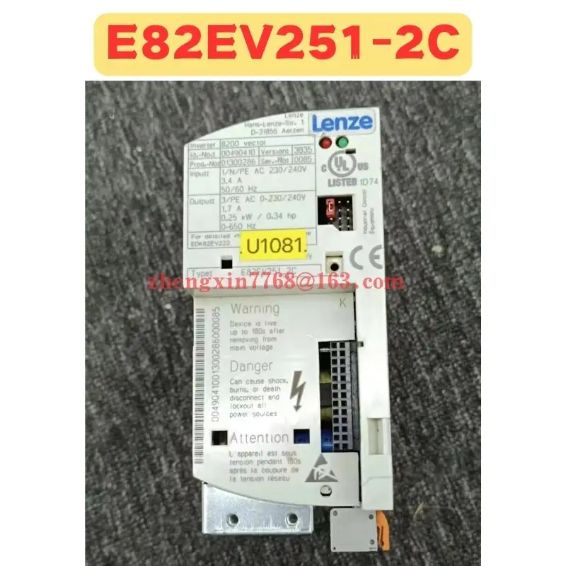 Second-hand Frequency Converter E82EV251-2C E82EV251K2C Normal Function Tested OK Fast delivery