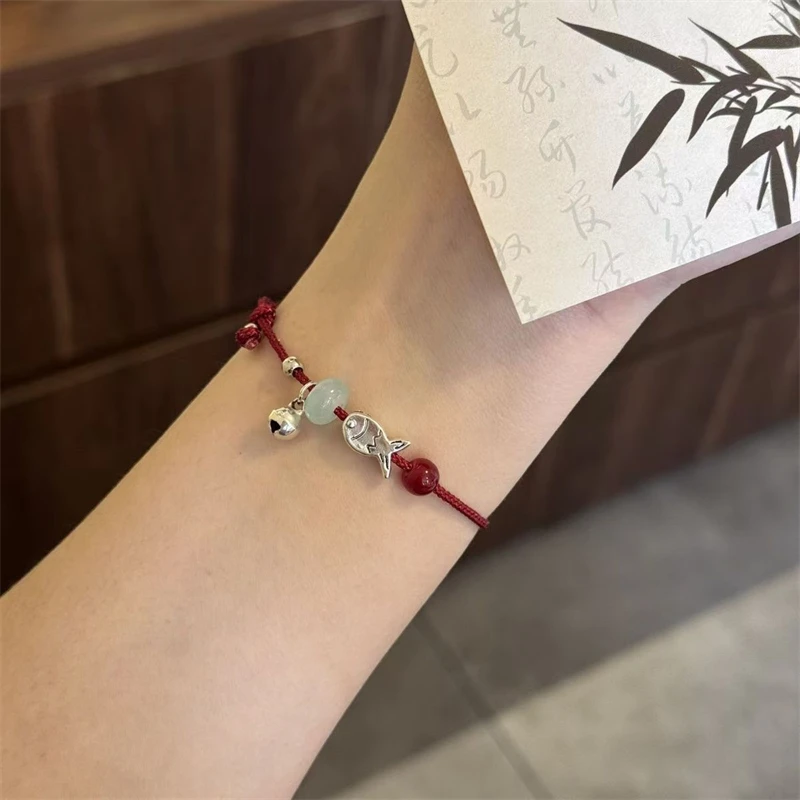 Glücksbringer Kleine Silberfarbene Fisch-Armbänder für Damen und Herren Handgefertigte Transportperlen Paar-Armbänder Amulett-Schmuck Geschenk – Detail 3