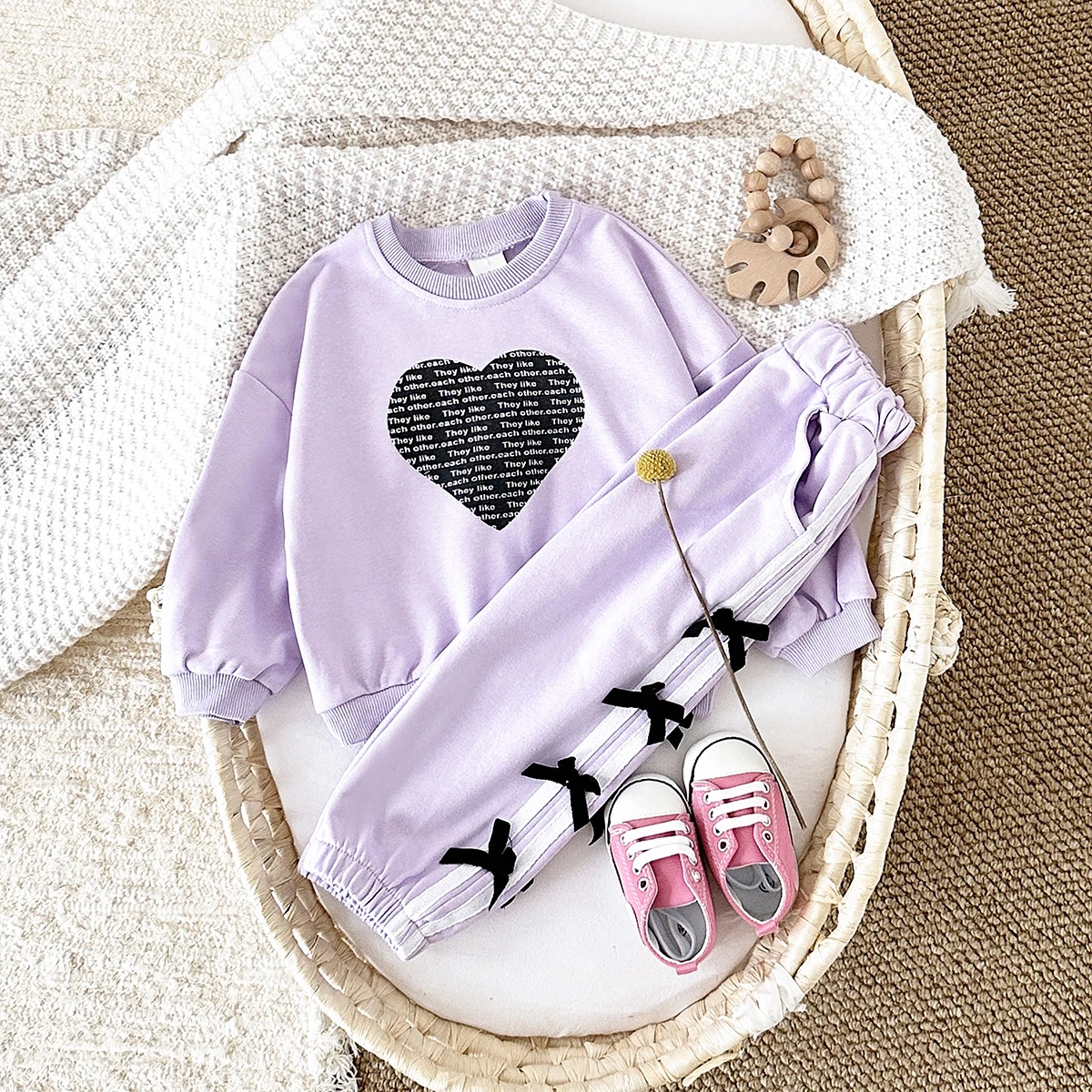 INS Spring Baby Girls Clothing Set Bow Heart Printed Letter Sweatshirt Long Sleeves+Pants Sweet Style Pullover Newborn 0-4Y