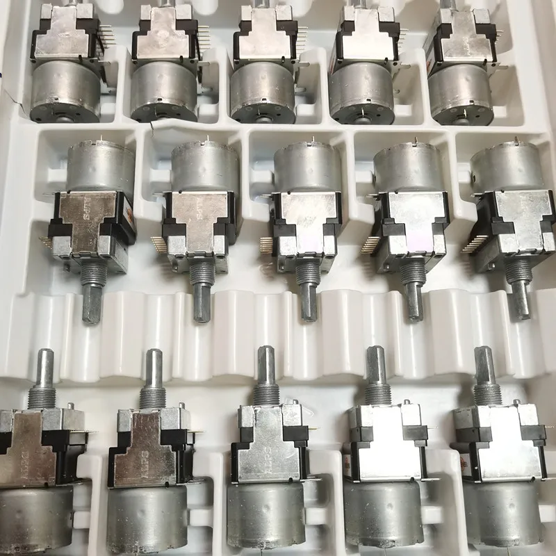 1pcs，Motor potentiometer，RK16812MG082，50KA，8Pin，The shaft length is 20mm