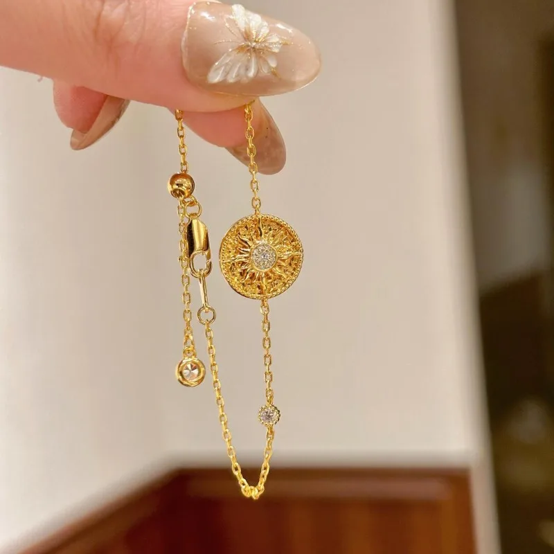 

Vintage Gold Crushed Ice Ice Sun Muse Compass Bracelet Women's Sun Compass Inlaid Zircon Fashion Commuter Jewelry