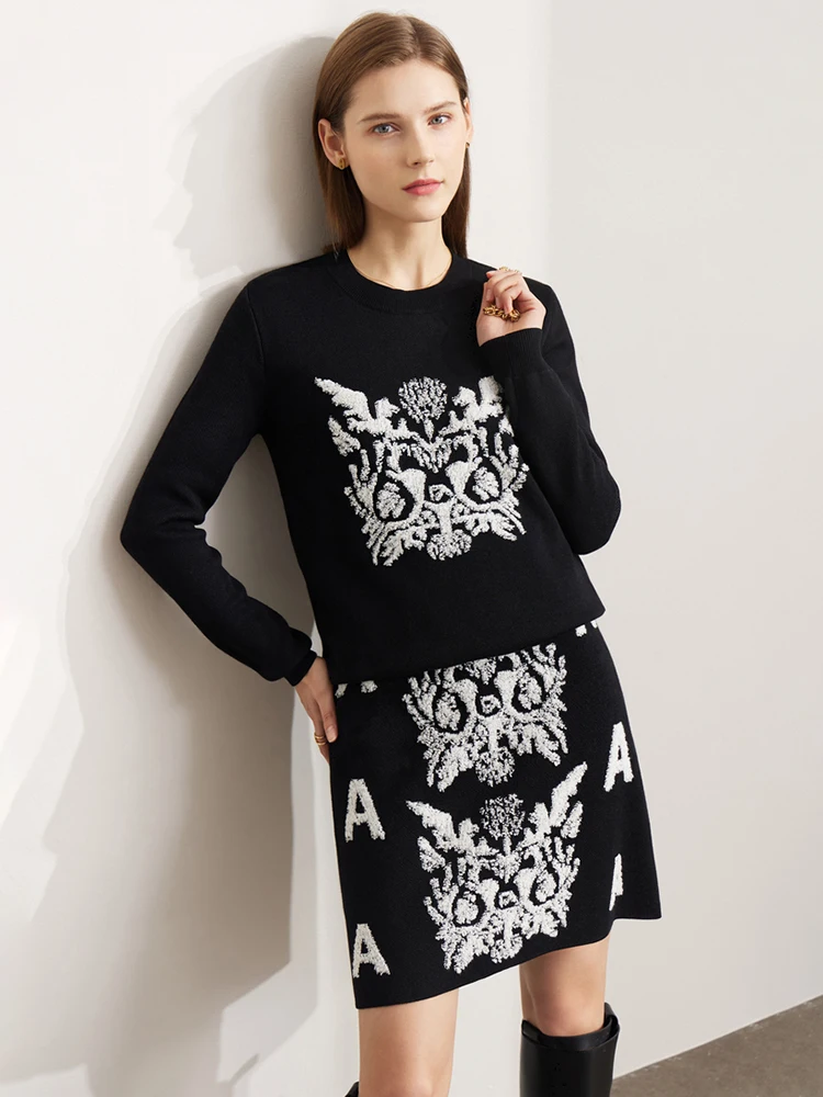 AMII 2022 Winter Clothing Sets for Women Floral Printed Warm Sweaters+Letter Printed A-line Skirts Female Clothes Suits 72240019