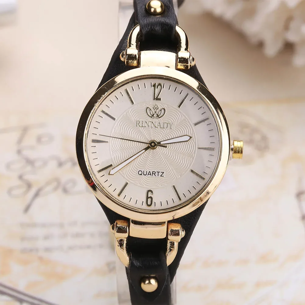 2024 New Women Casual Watches Round Dial Rivet PU Leather Strap Wristwatch Ladies Analog Quartz Watch Gift Reloj Ladies Watch