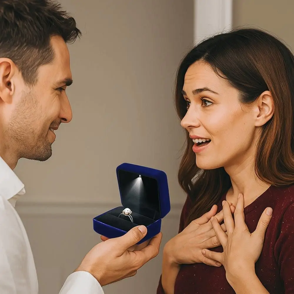 Kotak Cincin Beludru Persegi dengan Lampu LED, Kotak Cincin Pernikahan Warna Solid, Kotak Kemasan Hadiah Anting