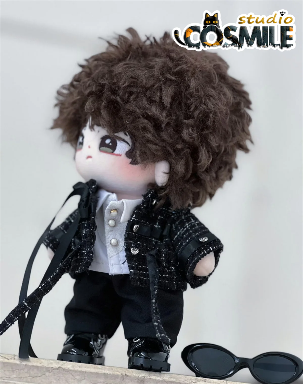 

New Star Idol Curl Hair Yibo Noble Black Suit Fashion Stuffed Plushie 20cm Plush Doll Body Clothes Aug