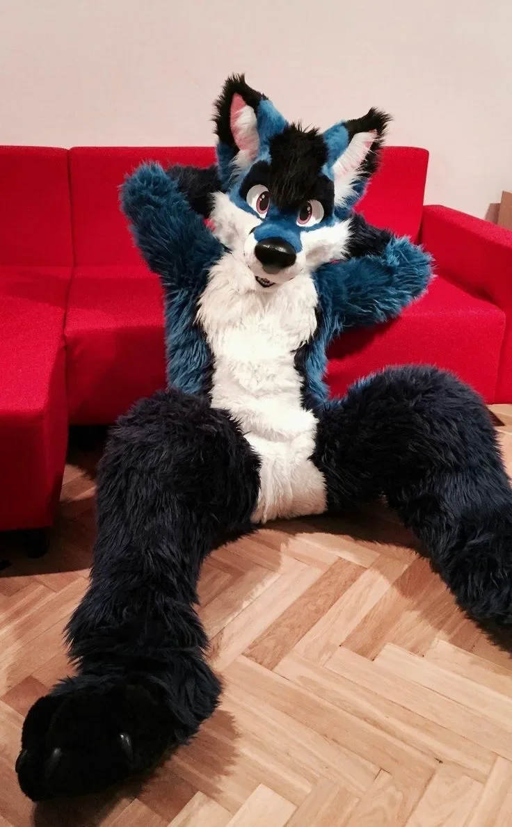 Blau Schwarz Weiß Langhaariges Husky-Fuchs-Hunde-Maskottchen-Kostüm Cartoon-Wolf-Fellanzug Halloween Weihnachten Cosplay Party-Outfits