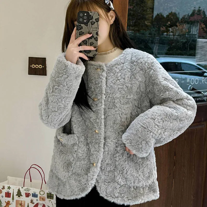 Single Breasted Plush Coat Woman Winter Big Pocket Thickened Warm Fur Jacket Women Casual O-Neck Collar Streetwear Outerweat