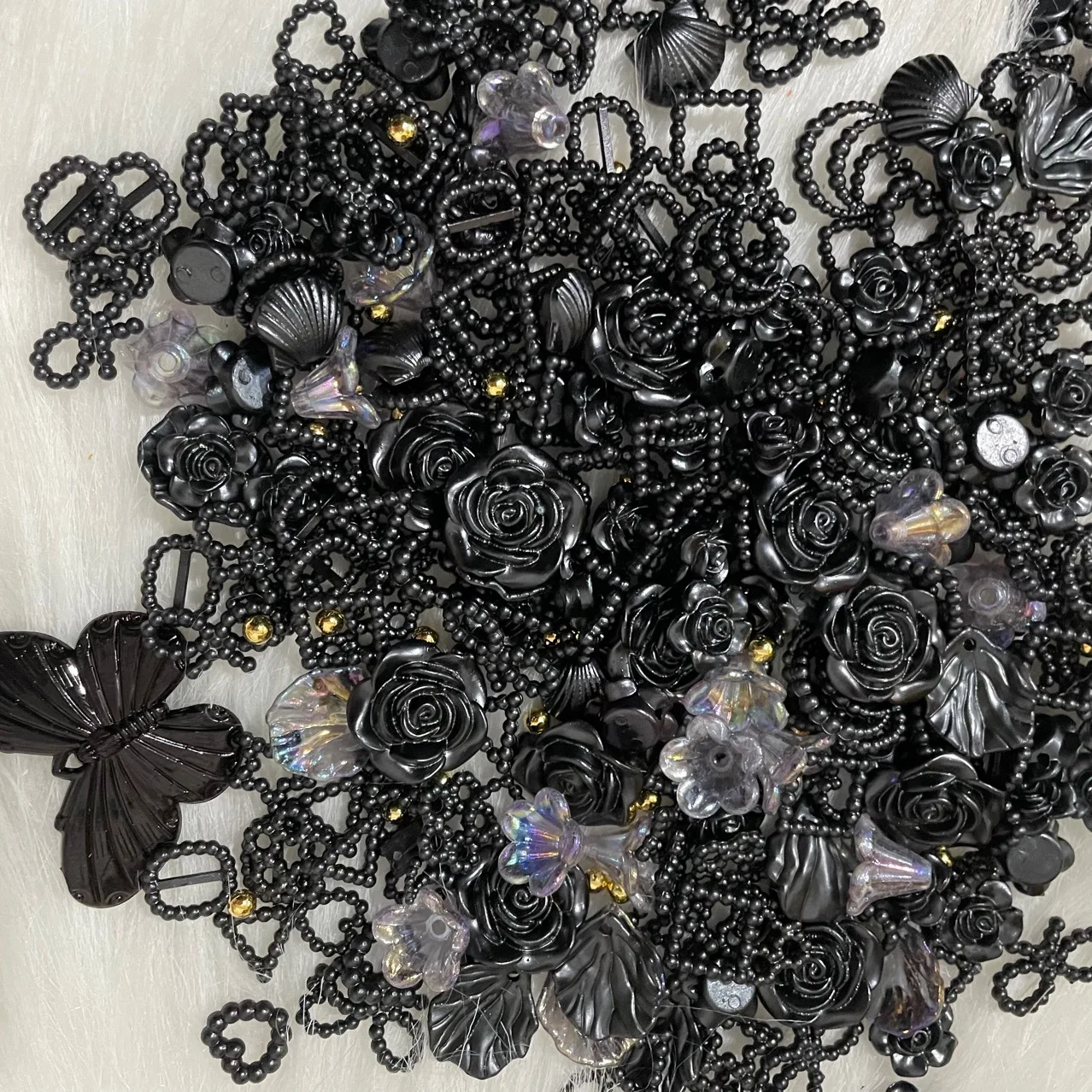 100pcs Mixed Goth Black Pearl Nail Charm Hollow Bow/Heart/Camellia/Butterfly  10*10mm Embellishments DIY Phone/Nail Making Decor