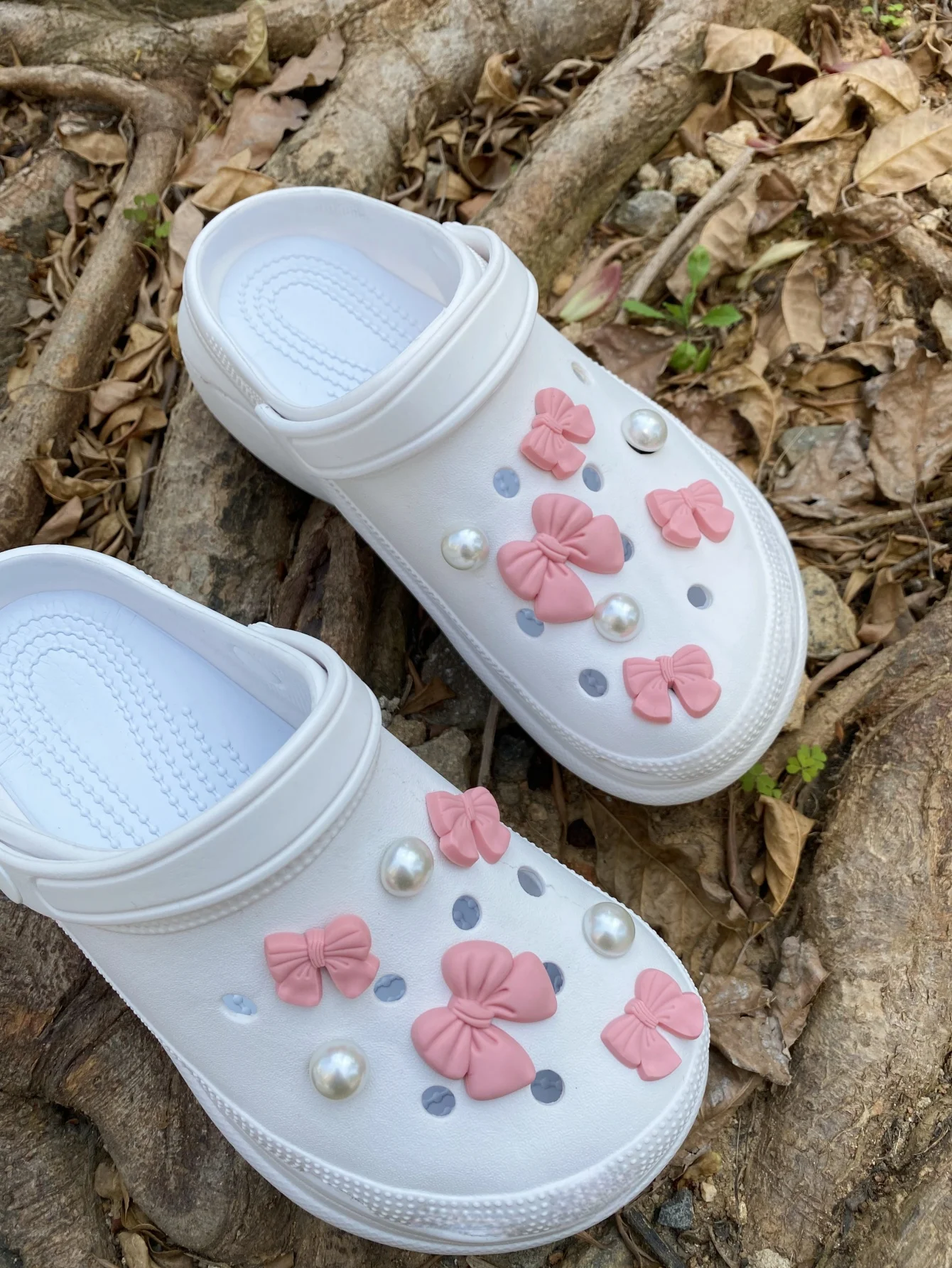 14 pezzi/set accessori per scarpe con fiocco a farfalla staccabili per scarpe scavate, sandali da spiaggia e pantofole