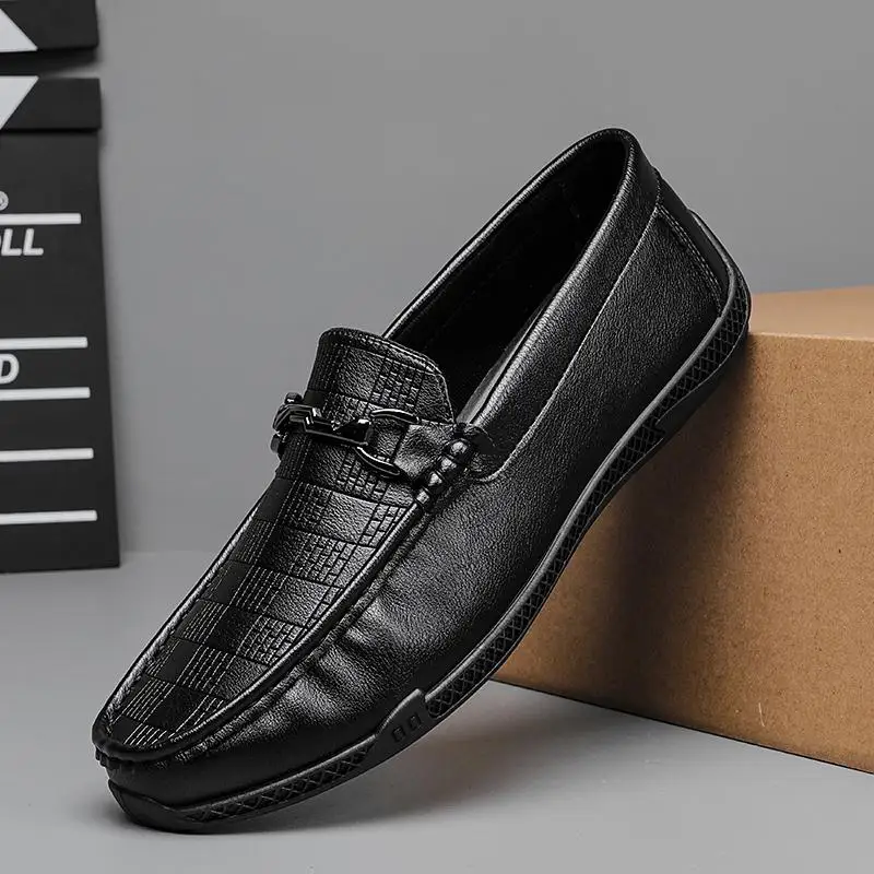 

Korean Fashion Black Leather Shoes For Men Slip On Loafer Shoes Lightweight Flat Shoes JZ-5612