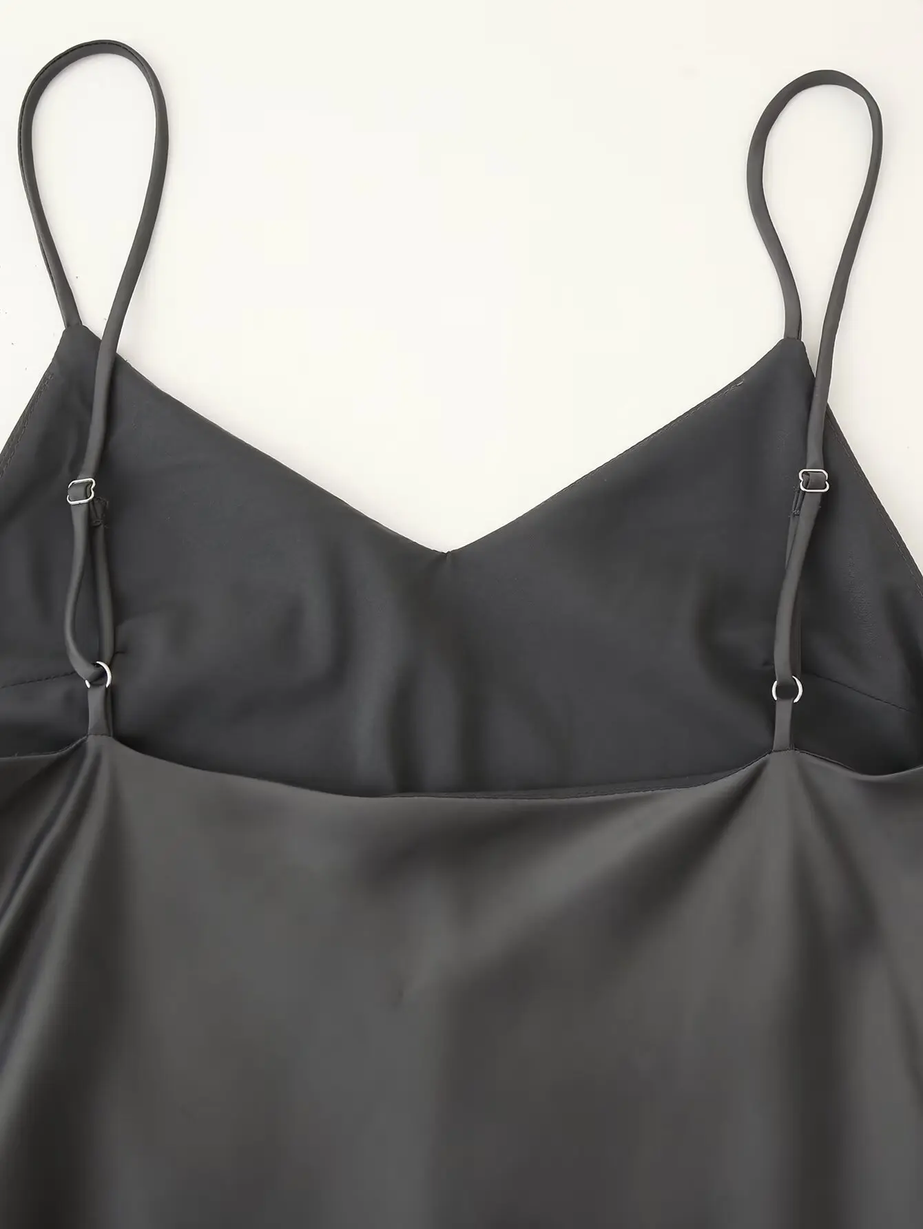 2025 جديد وصول المرأة فستان ستان ثنيات حمالة فستان ماكسي مثير عارية الذراعين ثوب مسائي السيدات فستان الحفلات #5