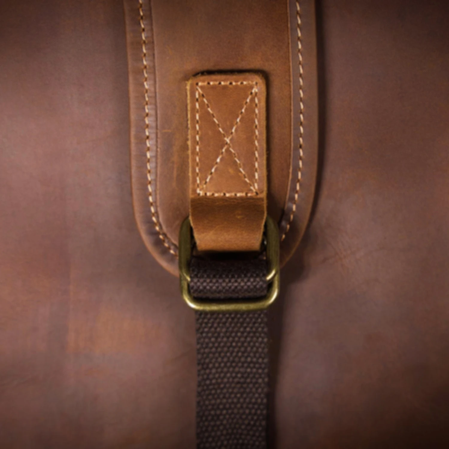 Vintage handgefertigter Rucksack aus hochwertigem Echtleder für Herren, Leder-Laptop-Umhängetasche, Crazy Horse Schultasche, modisch für Männer – Detail 19