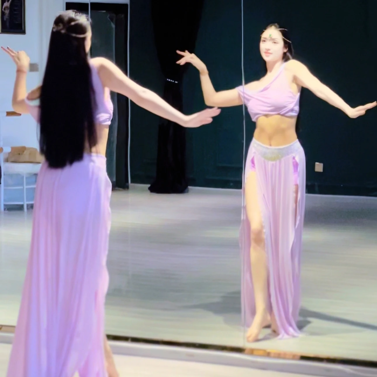 新しいベリーダンスパフォーマンス衣装女性のセクシーなオフショルダートップ + スパンコールスプリットロングスカート 2 個オリエンタルダンストレーニング服