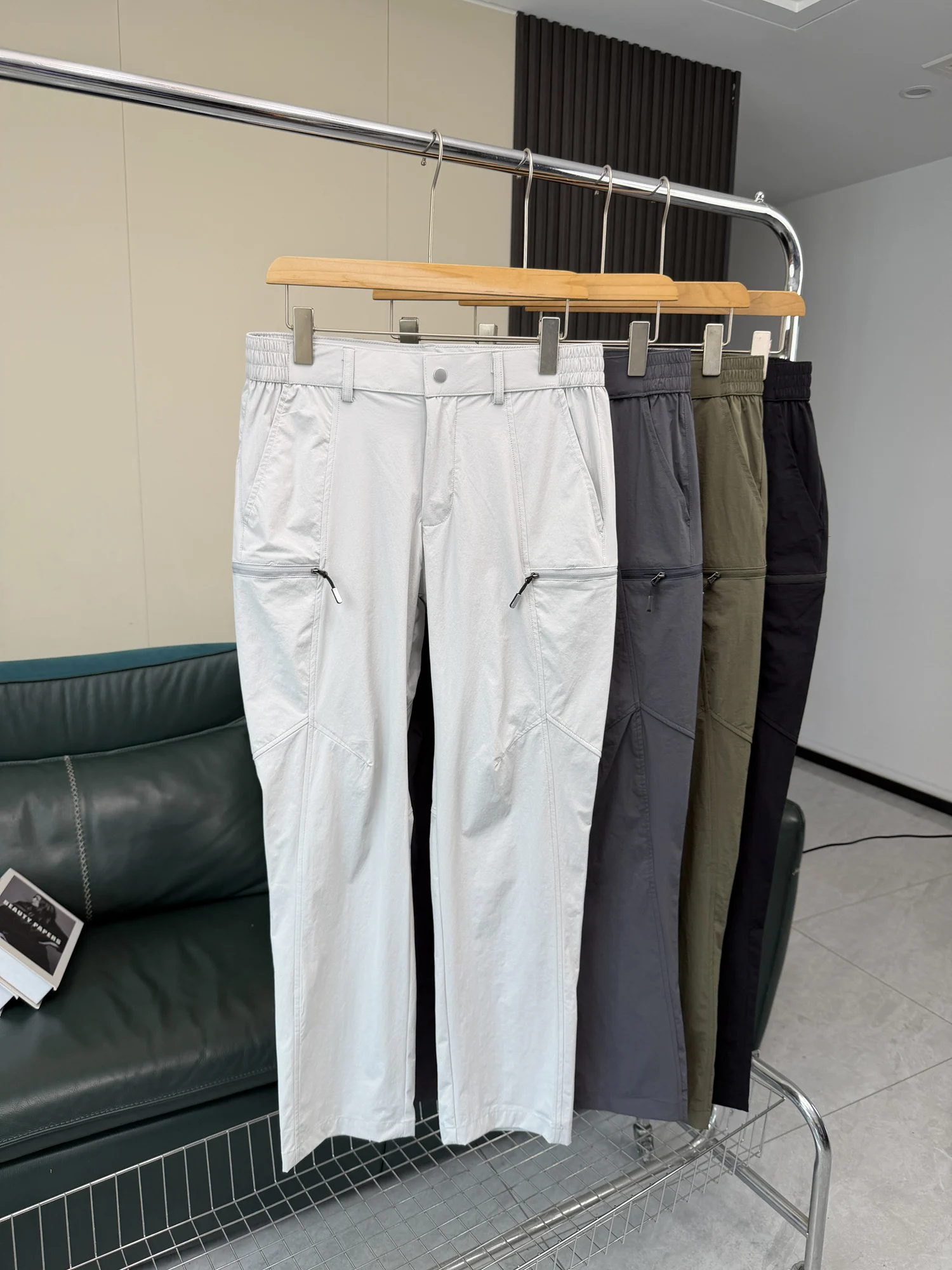 

Functional Style 3D Tailored Men's Outdoor Casual Pants Quick Dry Waterproof Workwear Straight Leg Pants Summer Collection
