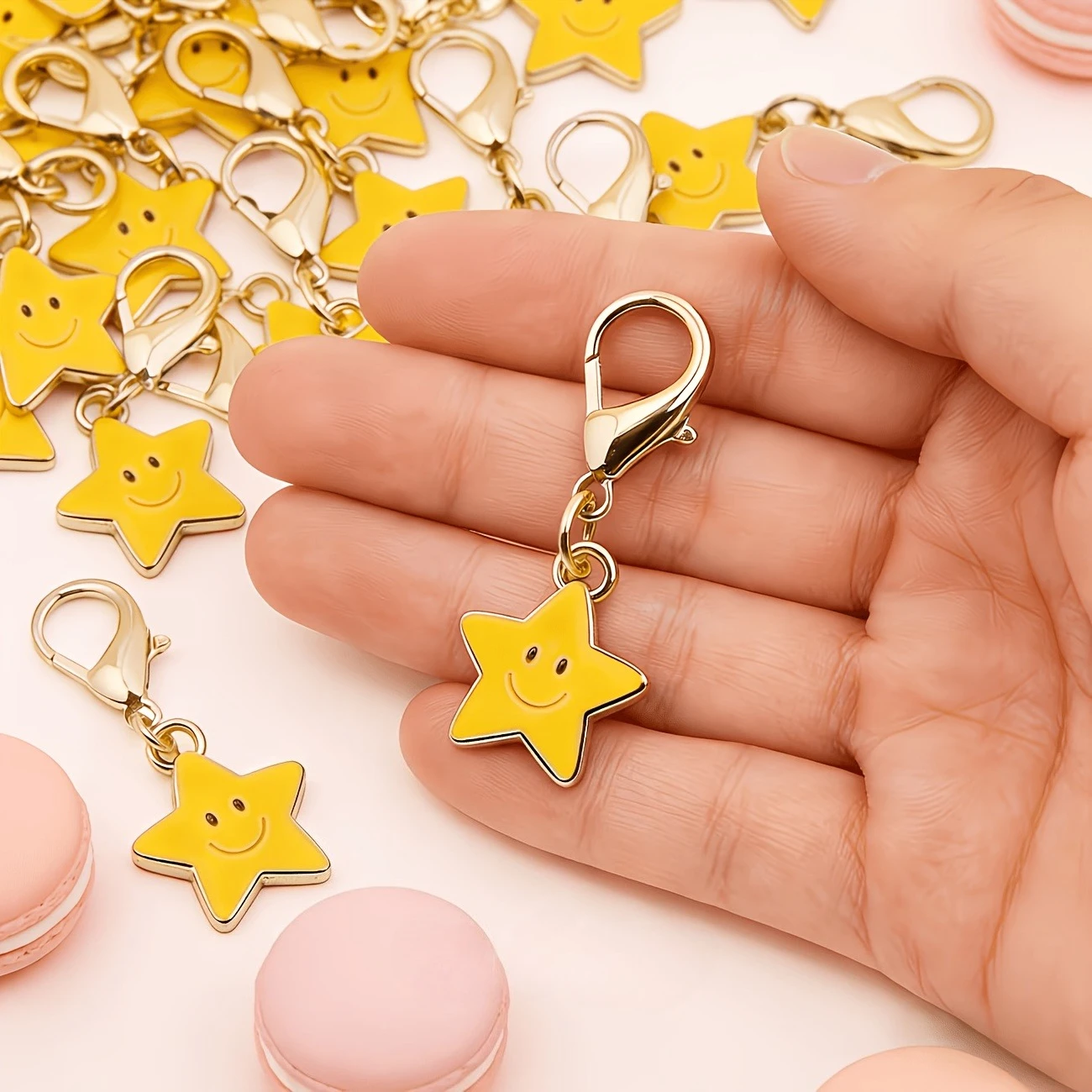 Pentagram Keychain Cute Bag Charm Fashion Accessory Car Key Pendant Birthday Holiday Gift for Women Friends Family