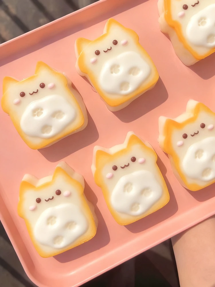 

New Handmade Silicone Dog Toast Toy Cute Prure Relief Children's Toy Food ade Se for Kids Squeezable Fun Par Game